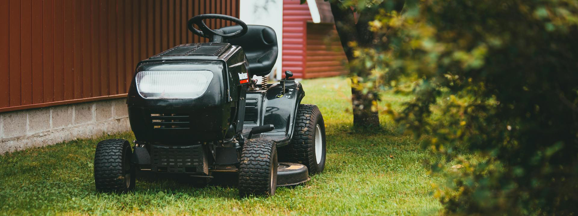 Voorkant -Tuinmachines pexels introspectivedsgn 9229821